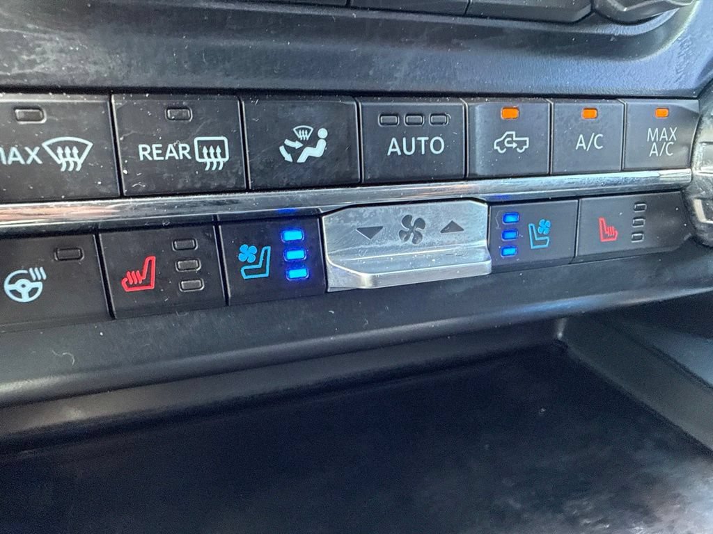 Used 2024 Ford F250 Lariat w/ Lariat Ultimate Package AWD/4WD image 30