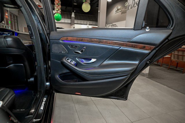 Used 2014 Mercedes-Benz S 63 AMG 4MATIC Sedan image 35