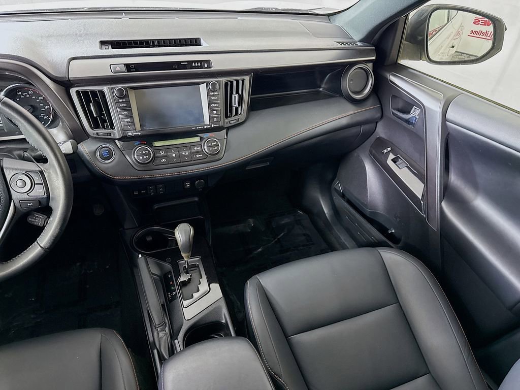 Used 2017 Toyota RAV4 SE w/ Advanced Technology Package image 26