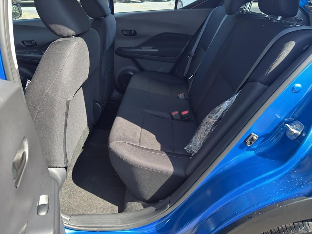 New 2025 Nissan Kicks S image 28