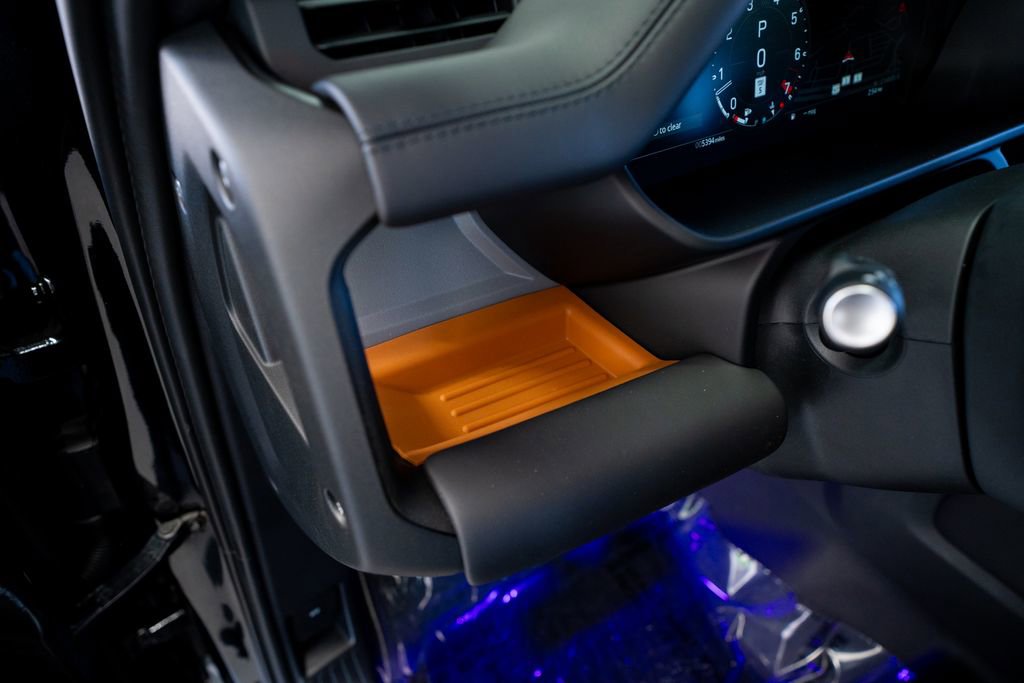 Used 2026 Land Rover Defender 130 X AWD/4WD image 29