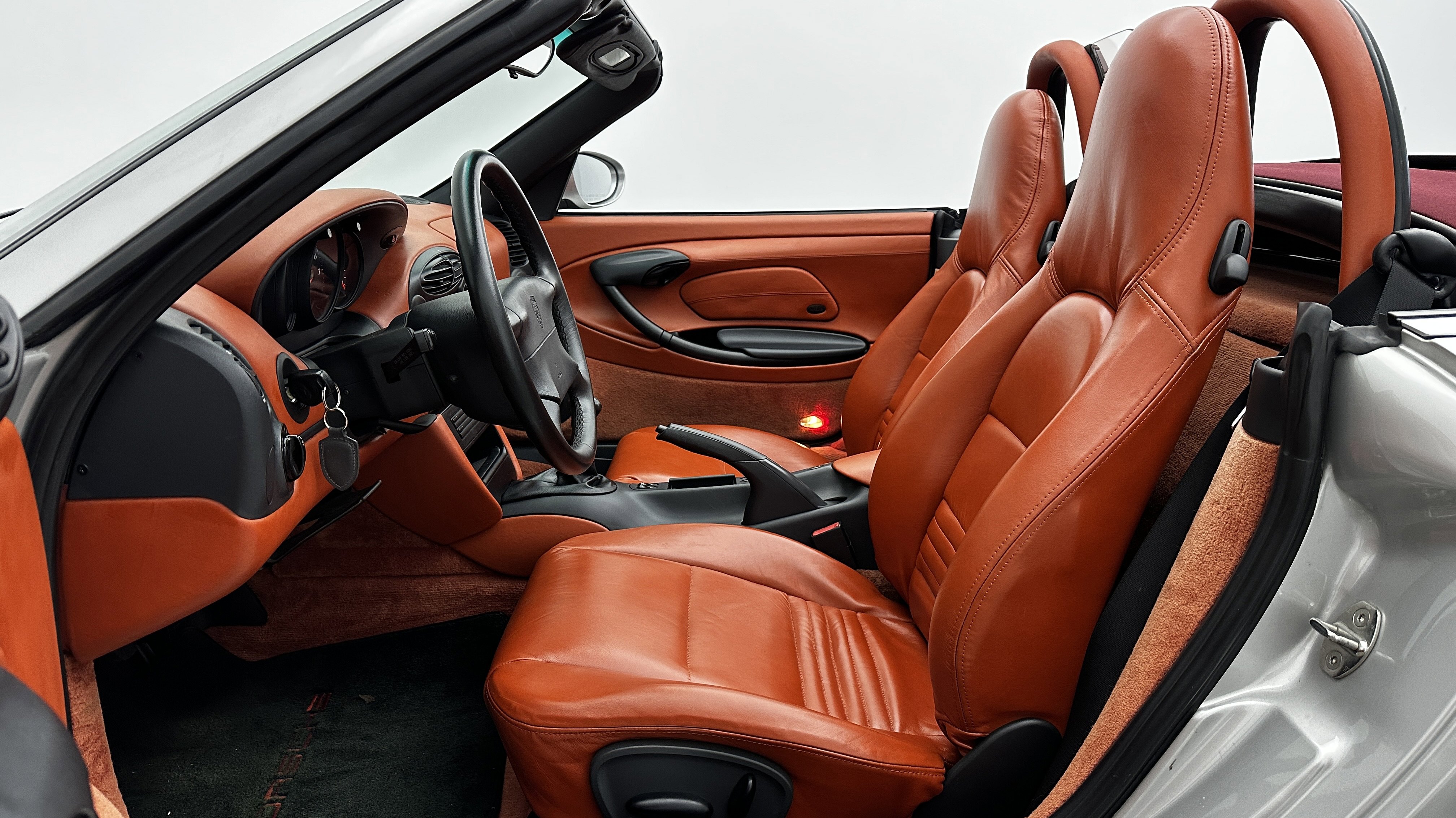 Used 1998 Porsche Boxster image 12