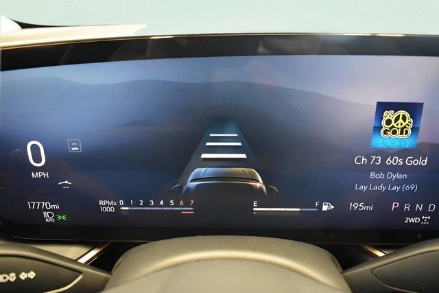 Used 2025 Buick Envision Sport Touring image 27