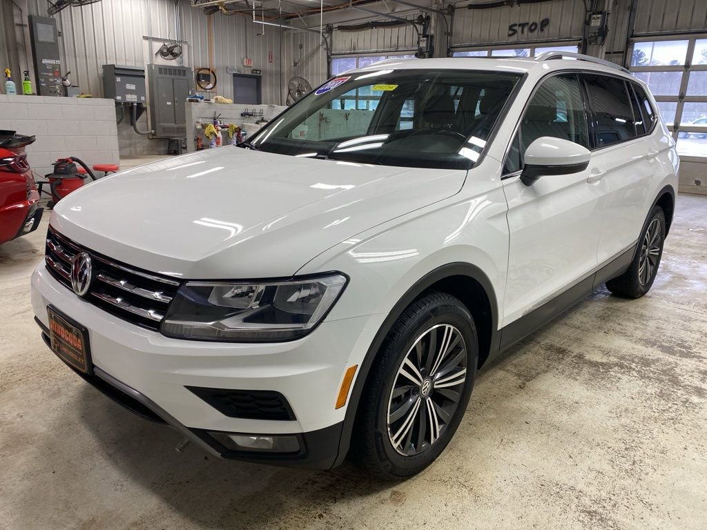 Used 2018 Volkswagen Tiguan SEL w/ 3rd Row Seat Package image 8