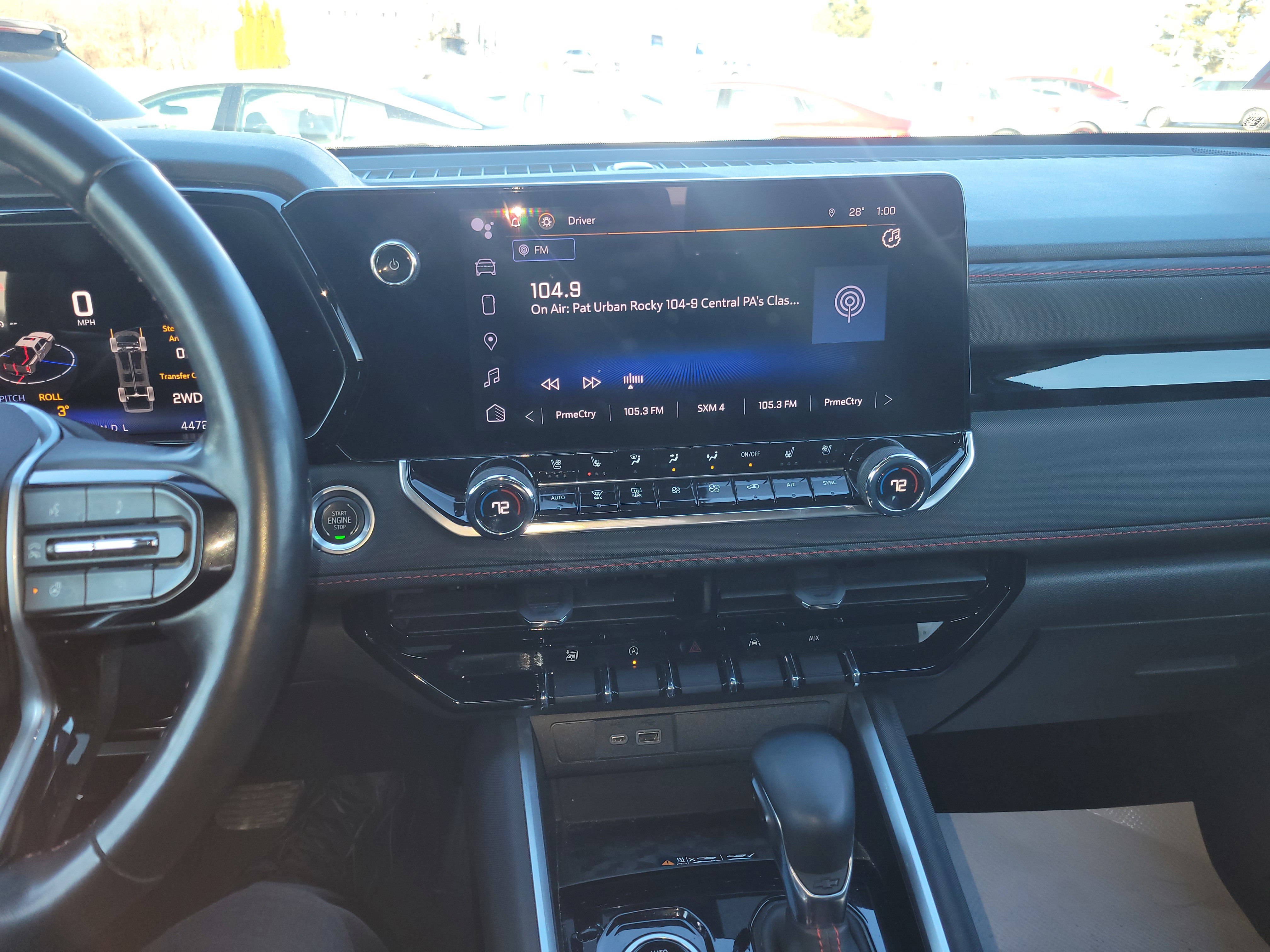 Used 2023 Chevrolet Colorado Z71 w/ Z71 Convenience Package 2 image 11