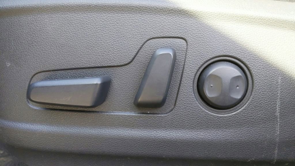 Used 2021 Hyundai Kona Night image 17