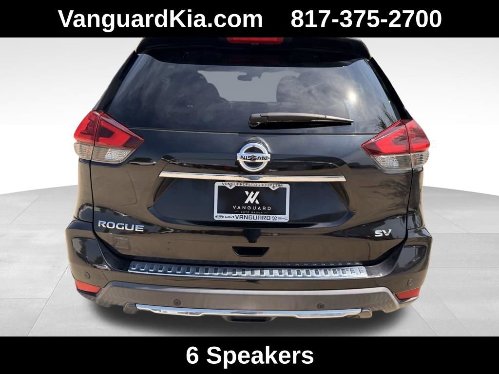 Used 2019 Nissan Rogue SV image 3