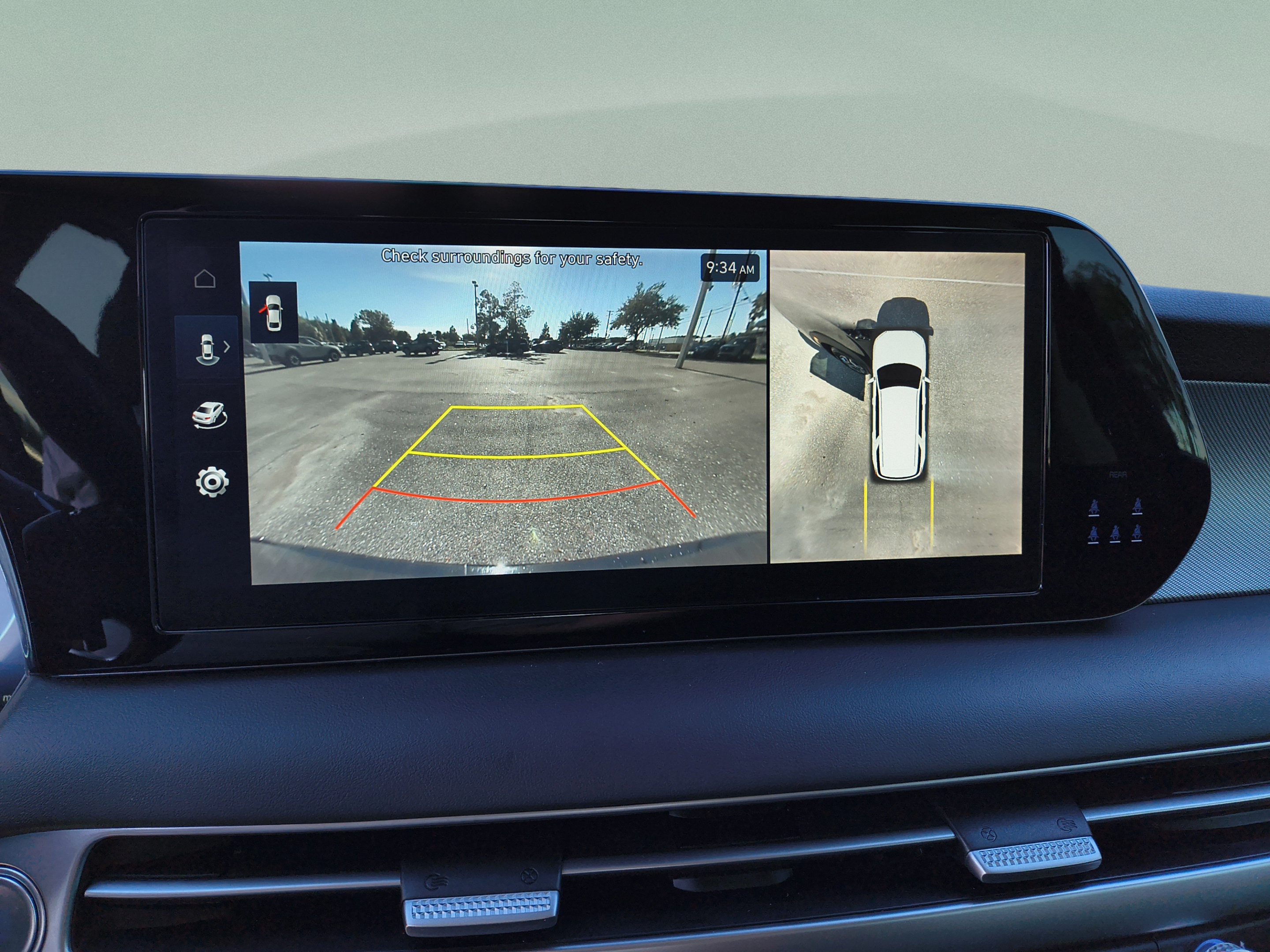Used 2024 Hyundai Palisade SEL w/ Premium Package FWD image 25