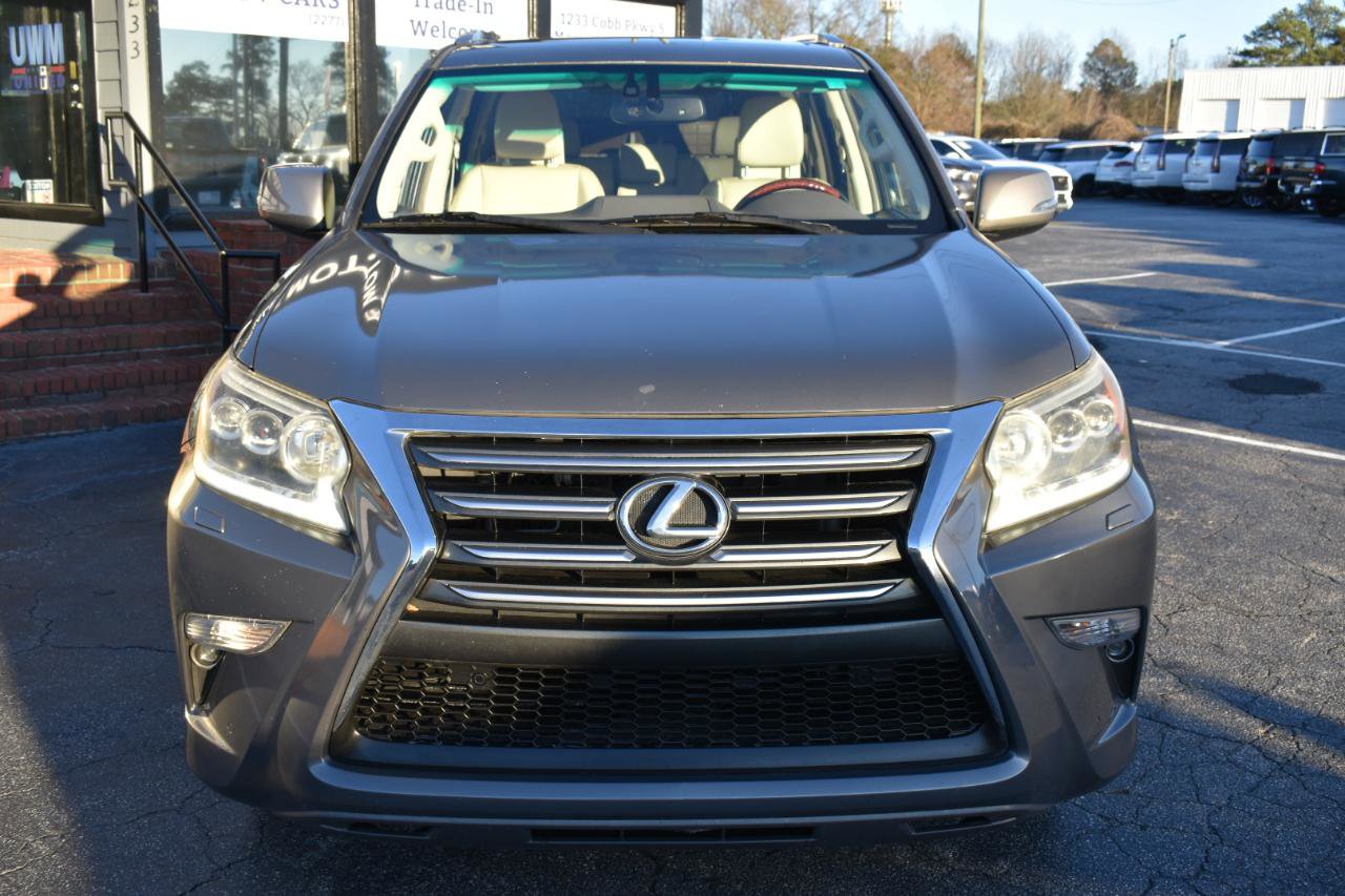 Used 2014 Lexus GX 460 Luxury image 3