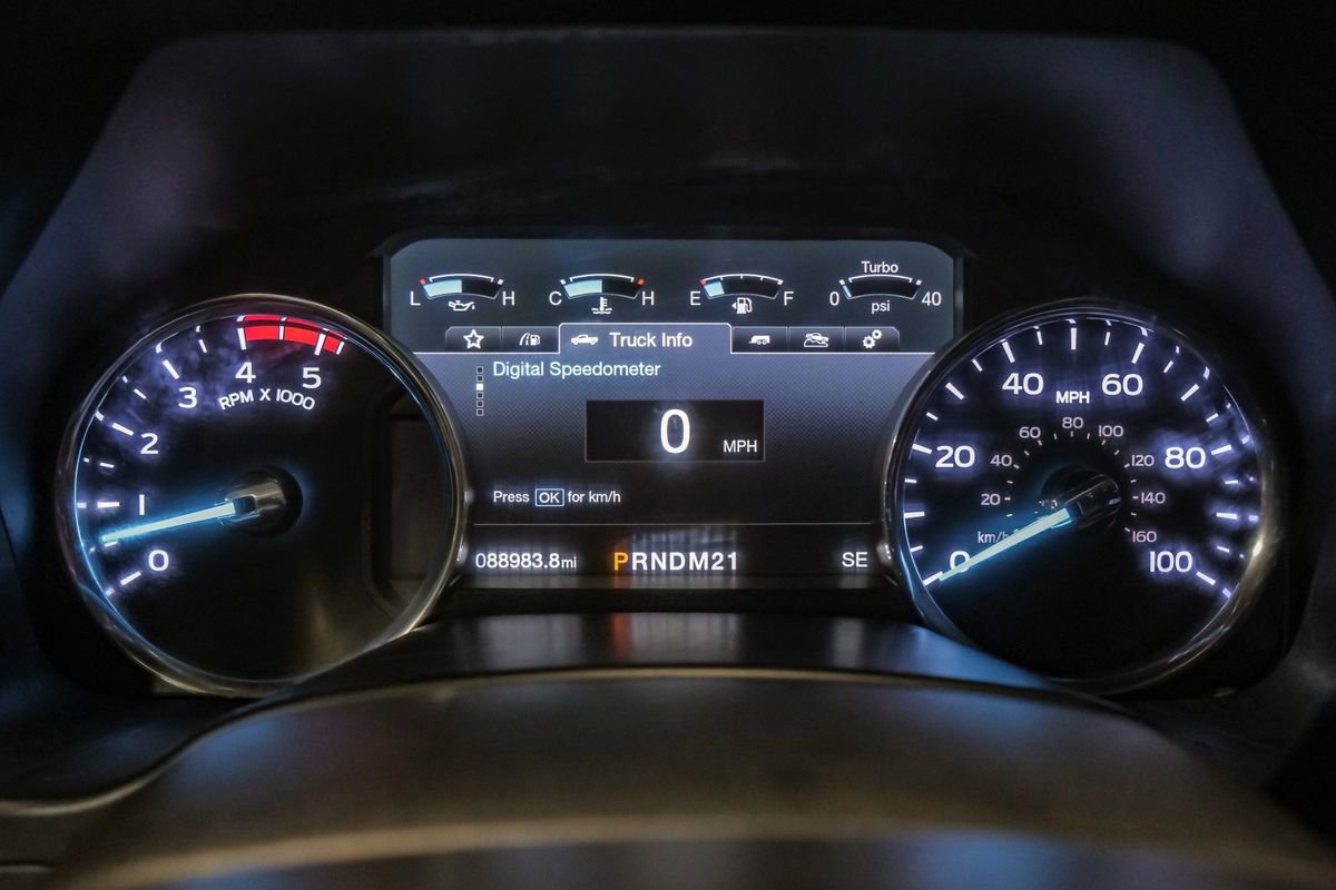 Used 2019 Ford F250 Lariat w/ Lariat Value Package image 19