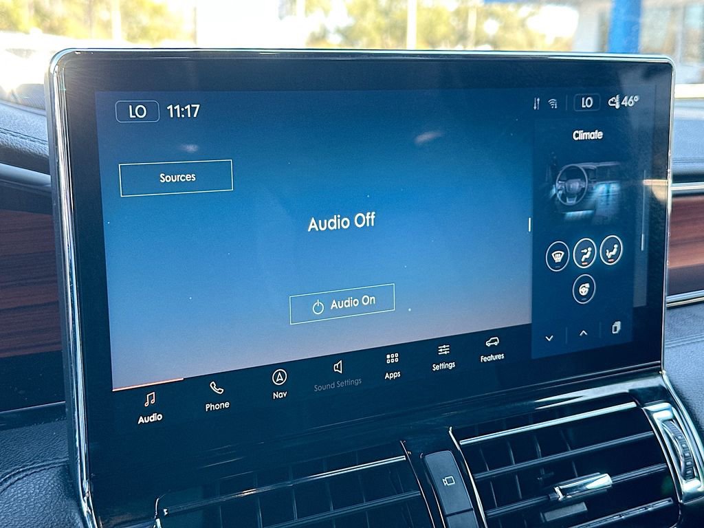 Used 2023 Lincoln Navigator Reserve image 16