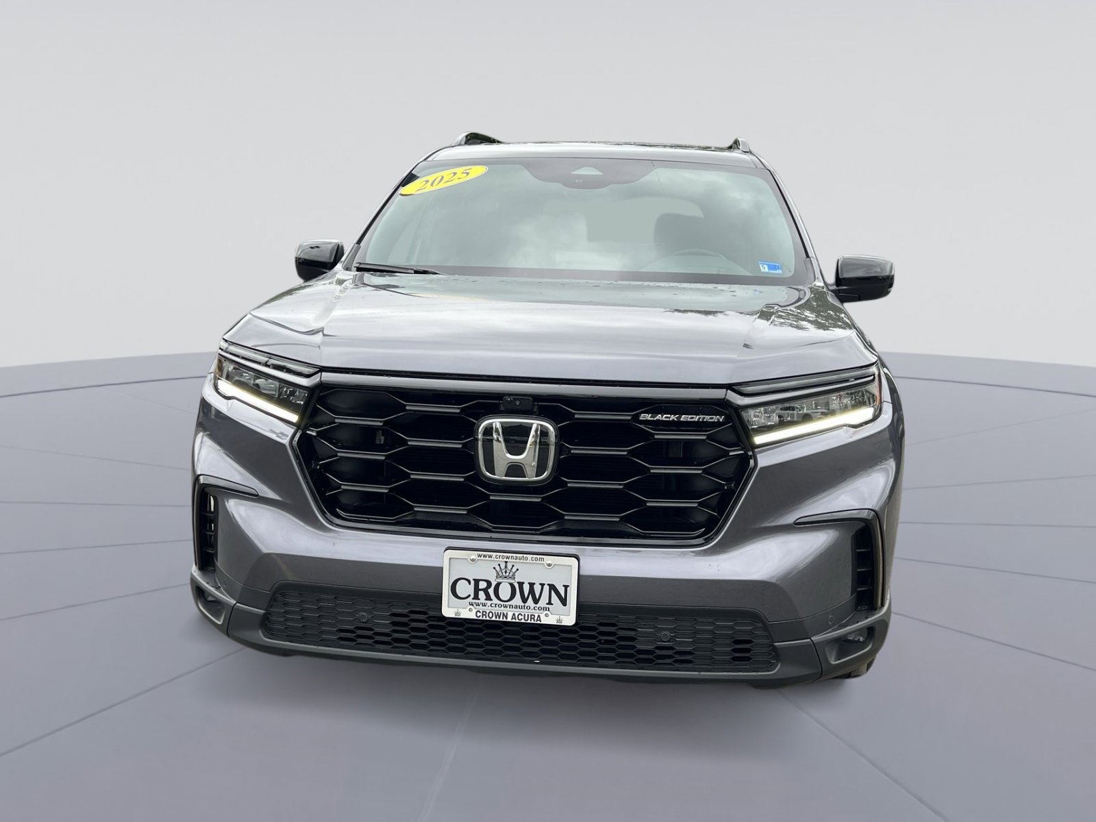 Used 2025 Honda Pilot Black Edition image 12