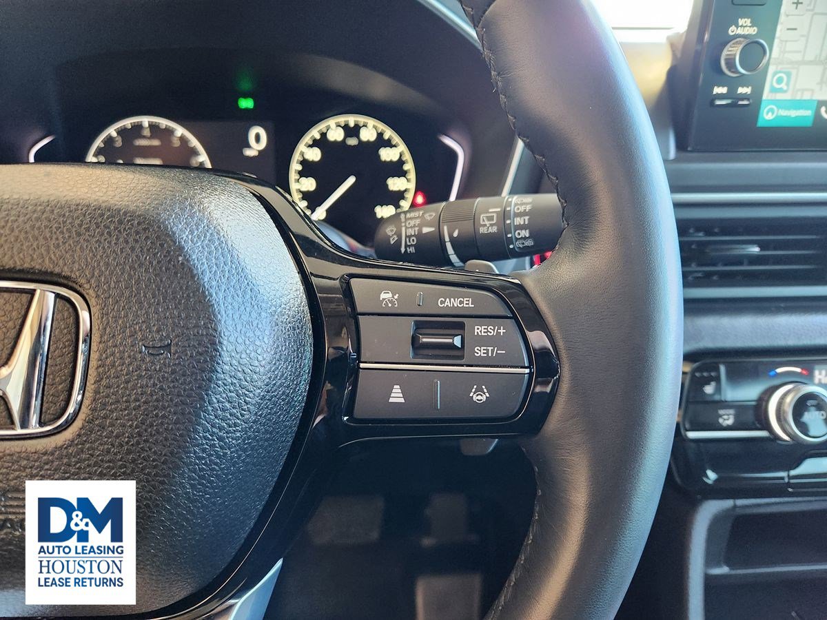 Used 2025 Honda Pilot Touring image 39