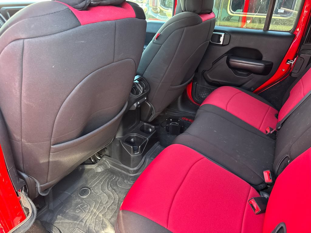Used 2018 Jeep Wrangler Unlimited Sport S AWD/4WD image 9