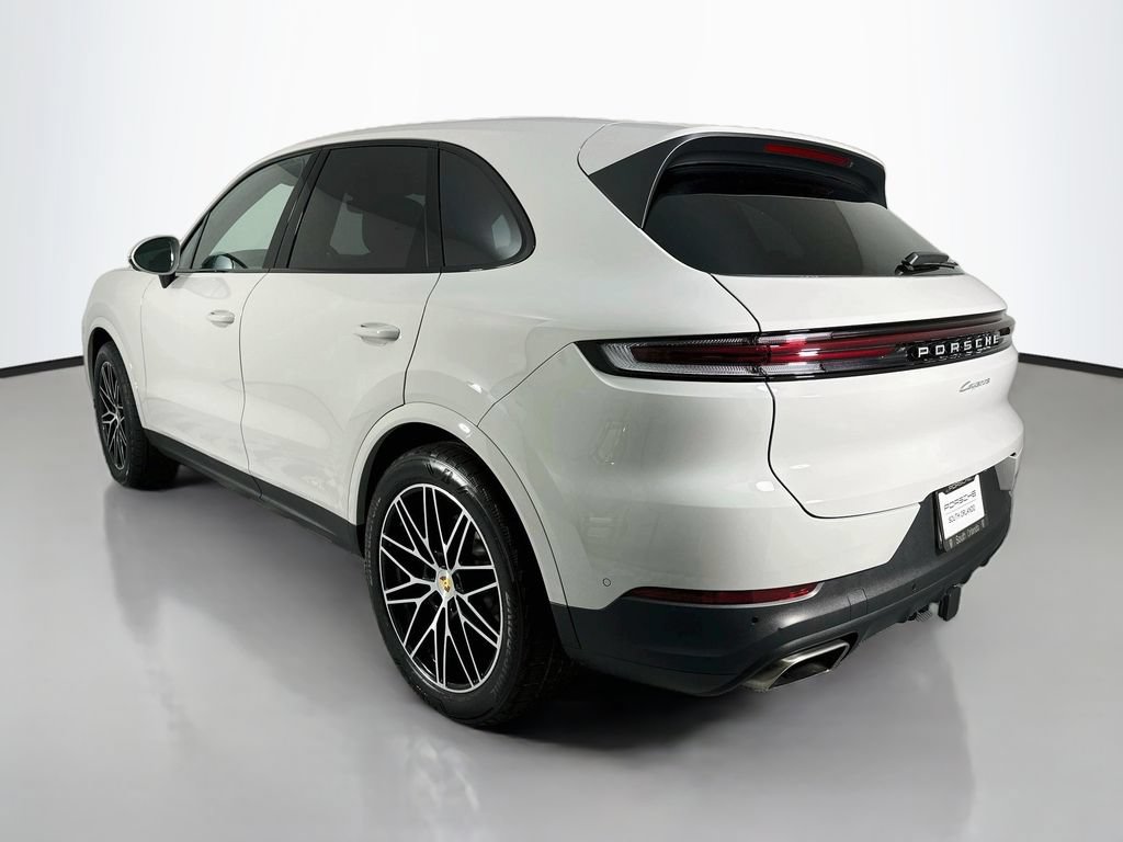 Certified 2024 Porsche Cayenne AWD/4WD image 3