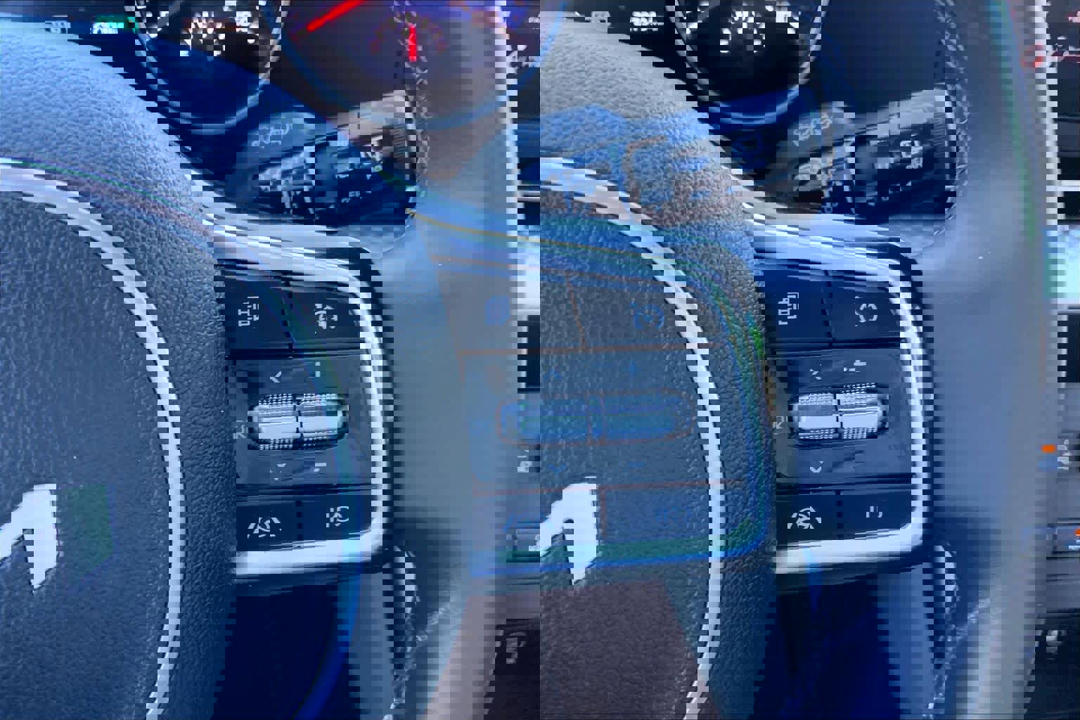 Used 2024 Kia Carnival LX image 22