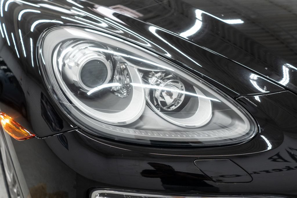 Used 2014 Porsche Cayenne S AWD/4WD image 40