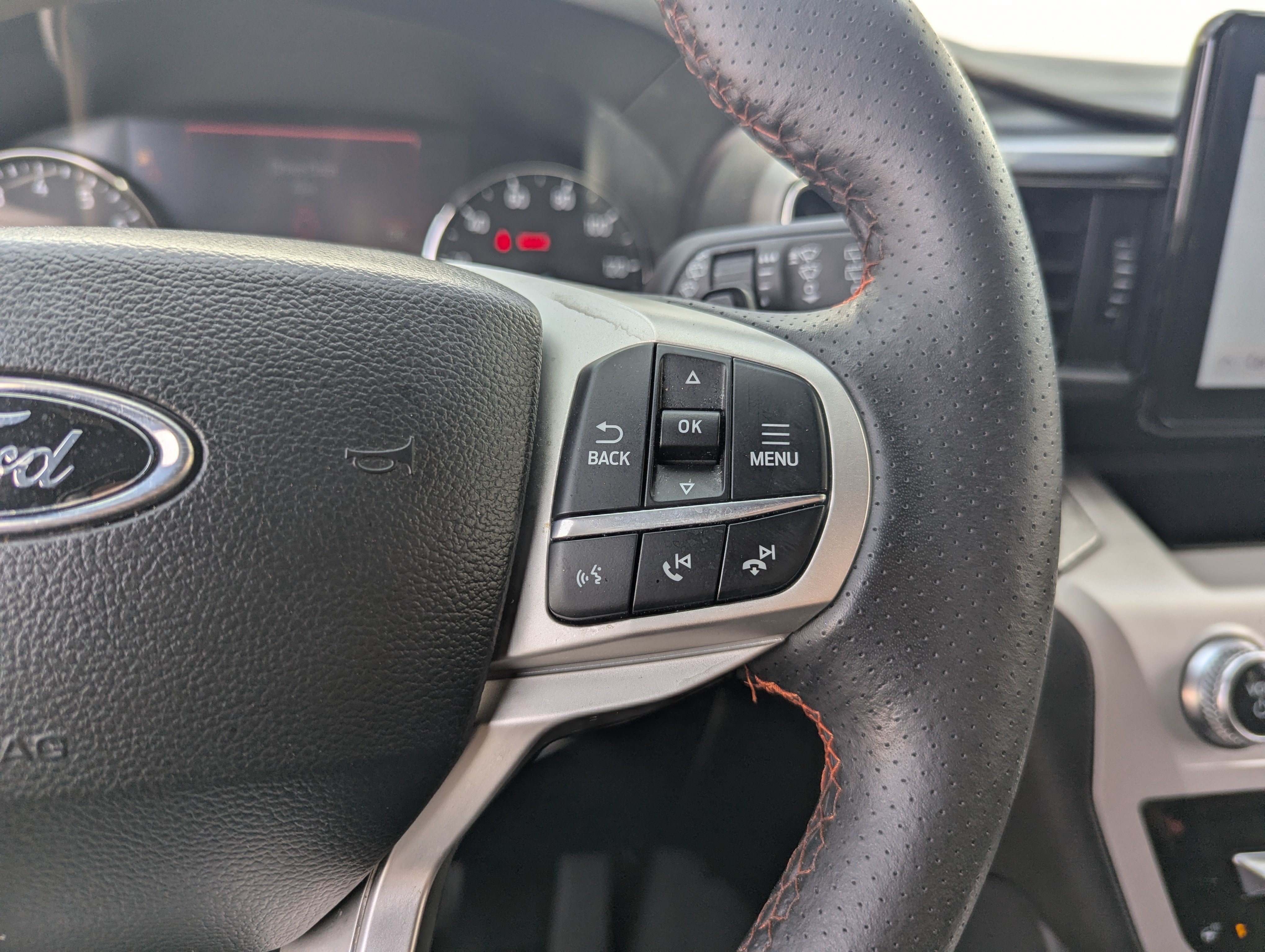 Used 2023 Ford Explorer Timberline w/ Timberline Technology Package AWD/4WD image 32