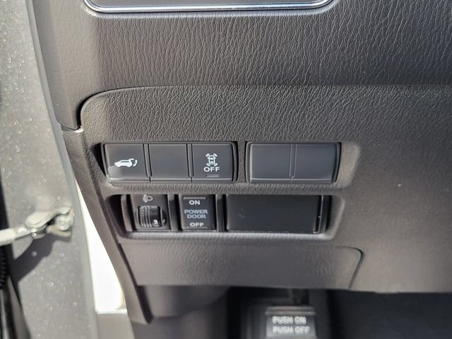 Used 2017 Nissan Armada SV w/ Driver Package AWD/4WD image 14