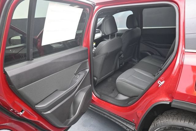 New 2026 Jeep Cherokee Laredo AWD/4WD image 30