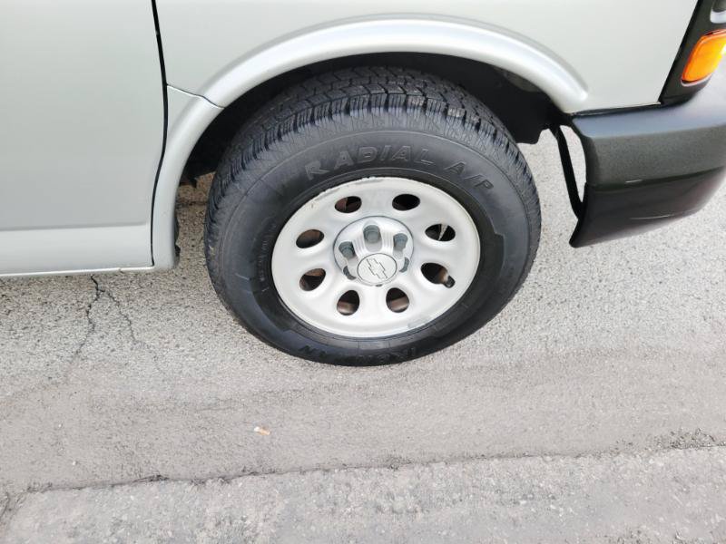 Used 2014 Chevrolet Express 1500 RWD image 24