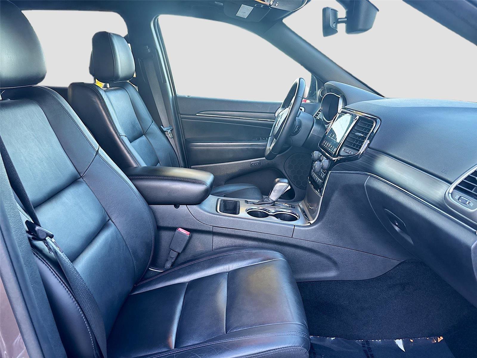 Used 2021 Jeep Grand Cherokee Limited w/ Premium Lighting Group image 32