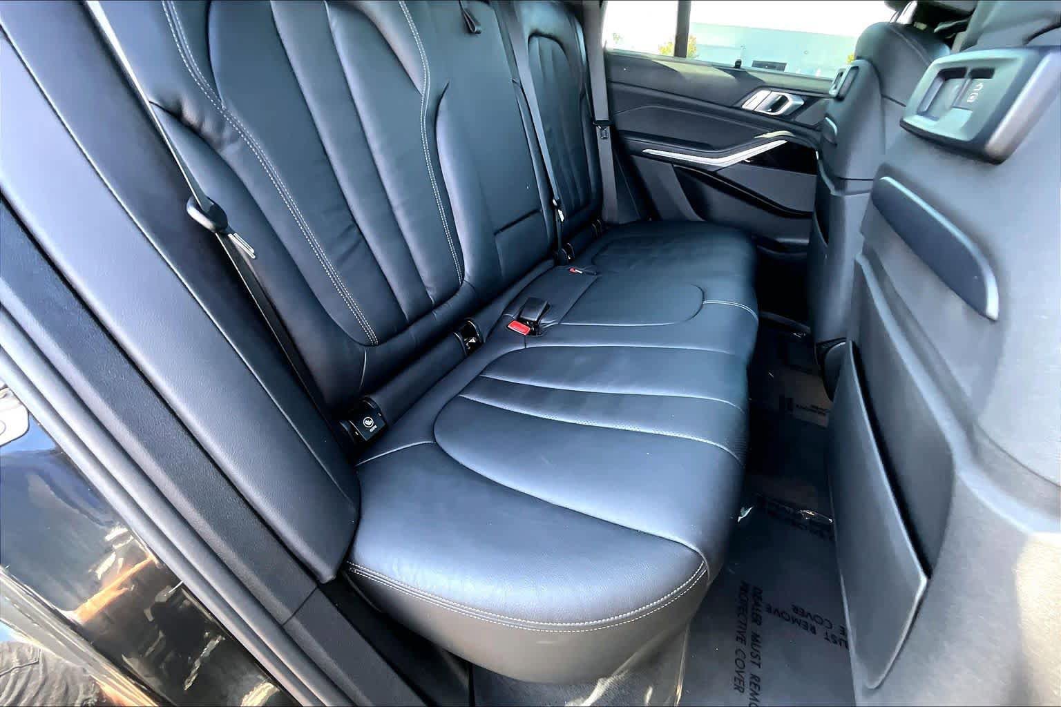 Used 2019 BMW X5 xDrive50i w/ M Sport Package AWD/4WD image 19