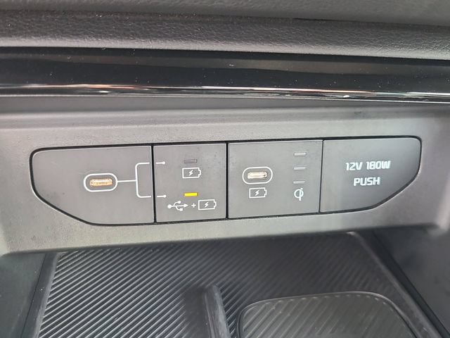 Used 2025 Kia K5 GT FWD image 25