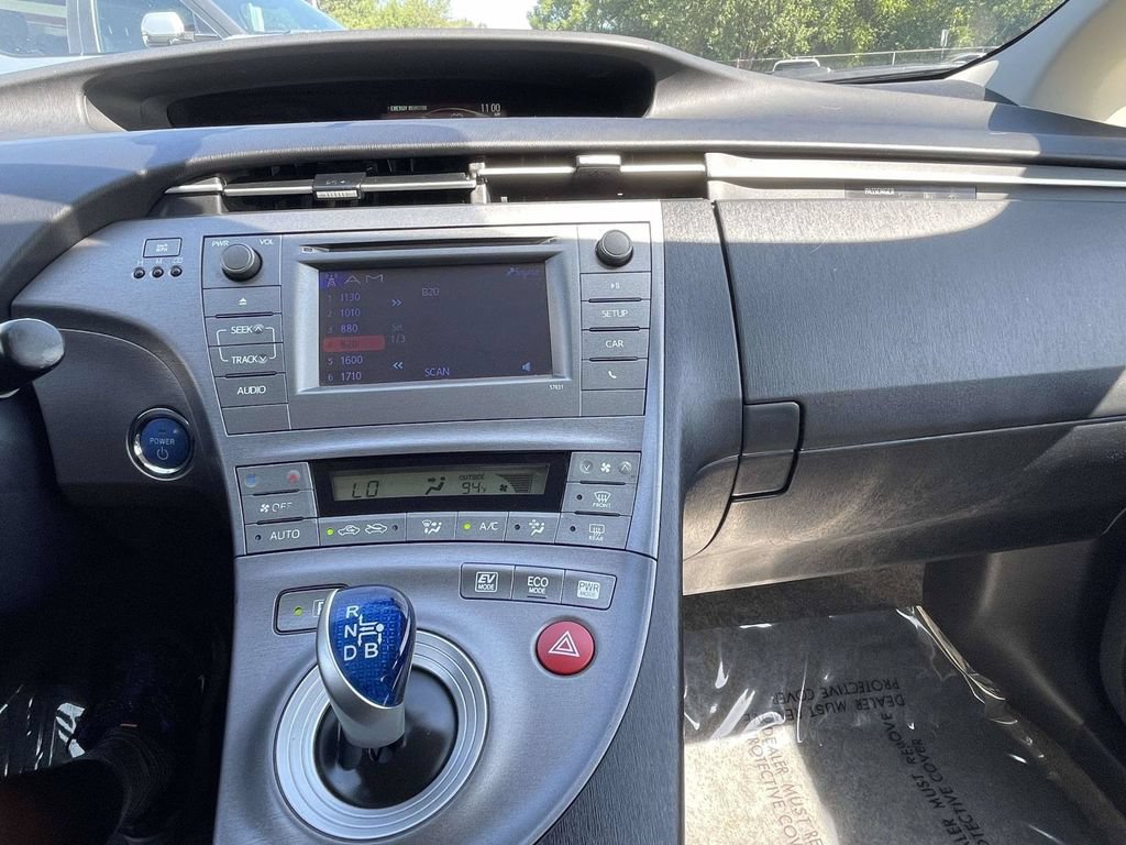 Used 2014 Toyota Prius Two FWD image 33