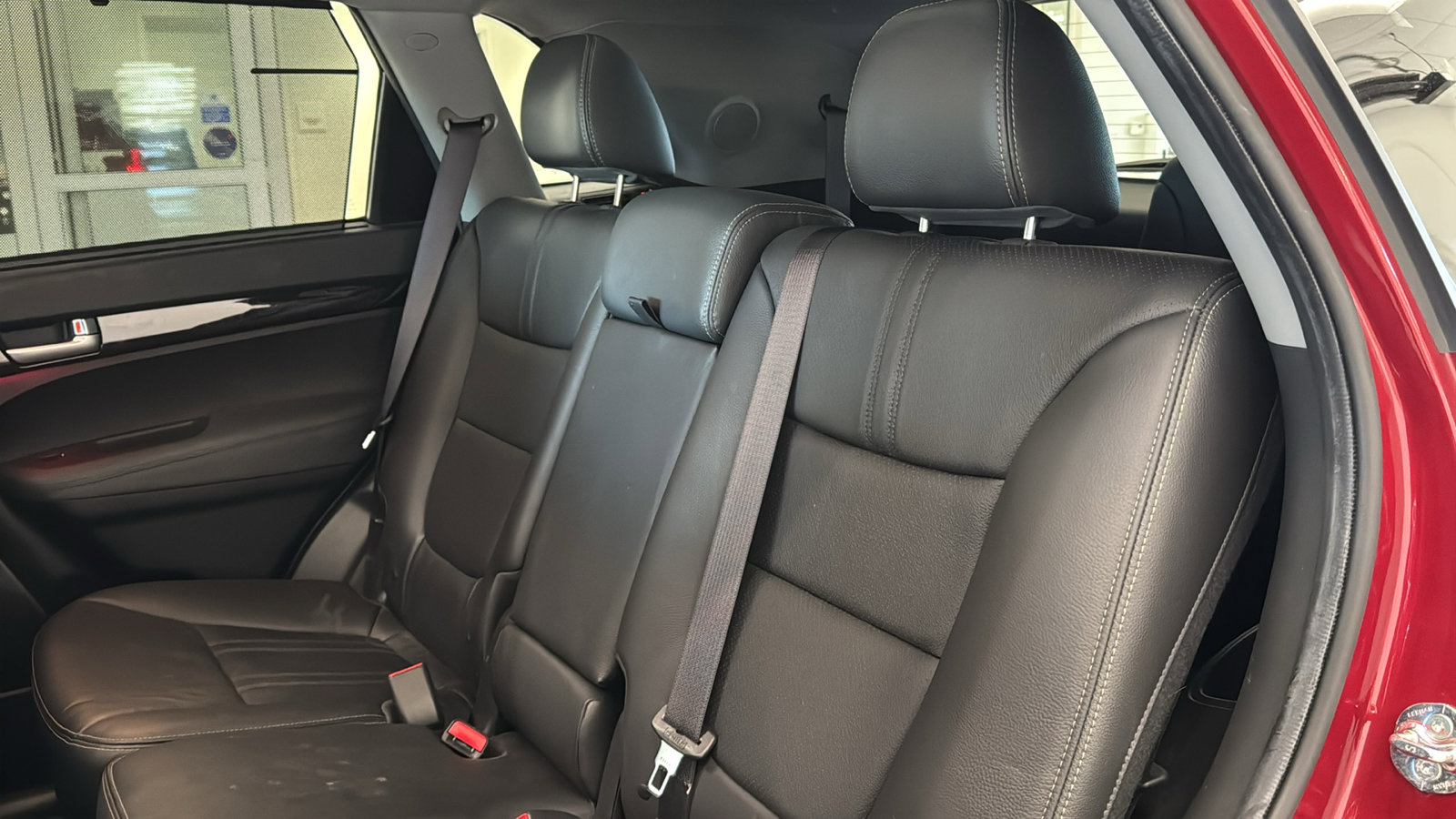 Used 2014 Kia Sorento SX w/ 3rd Row Package AWD/4WD image 26