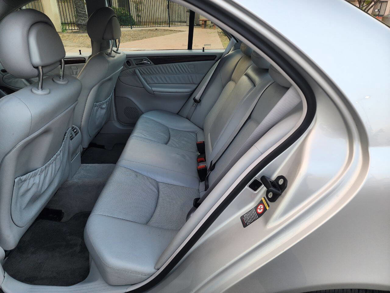 Used 2001 Mercedes-Benz C 320 Sedan image 13