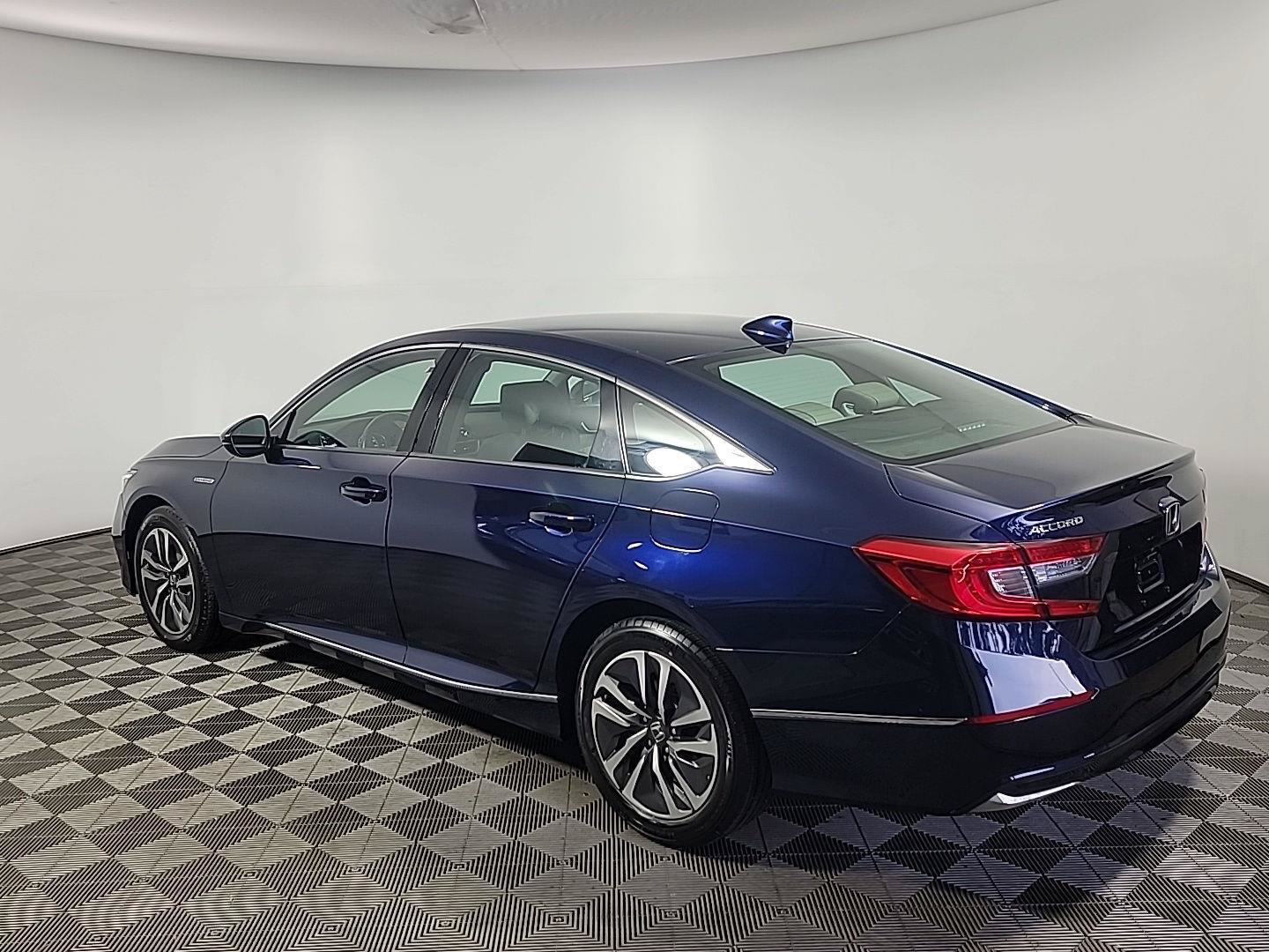 Certified 2020 Honda Accord EX-L image 9