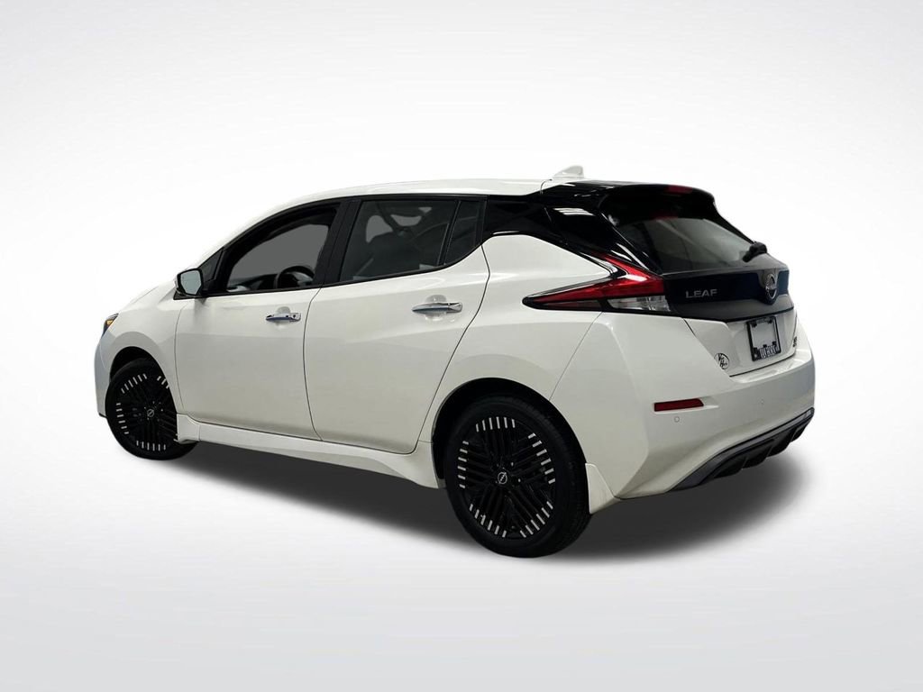 Used 2025 Nissan Leaf SV Plus image 3
