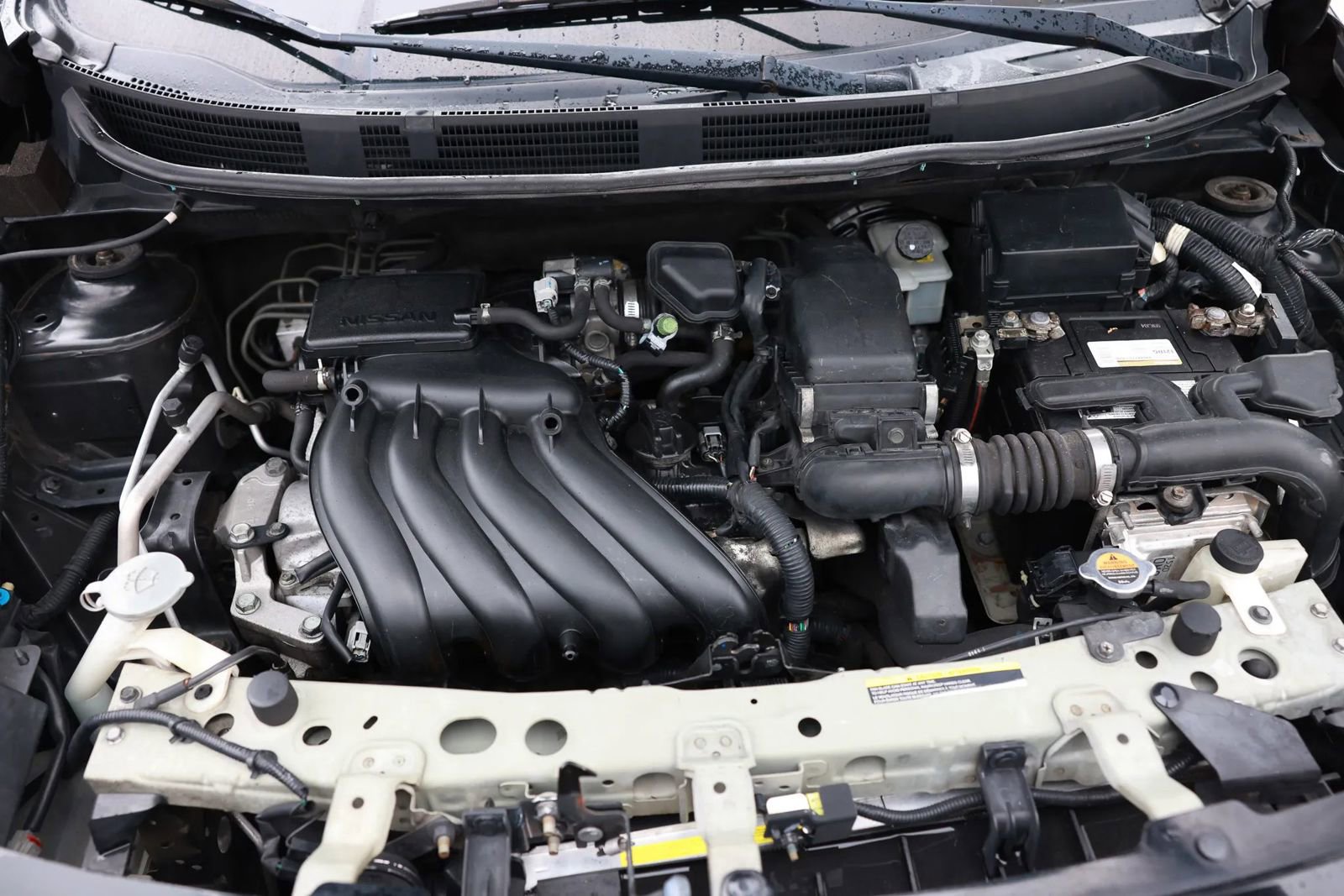 Used 2014 Nissan Versa SV image 42