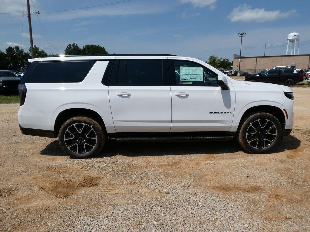 New 2026 Chevrolet Suburban RST w/ Comfort Package AWD/4WD image 3