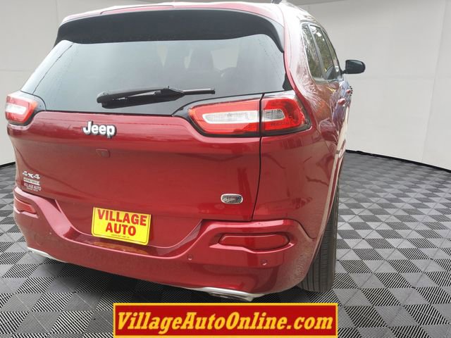 Used 2017 Jeep Cherokee Overland AWD/4WD image 15
