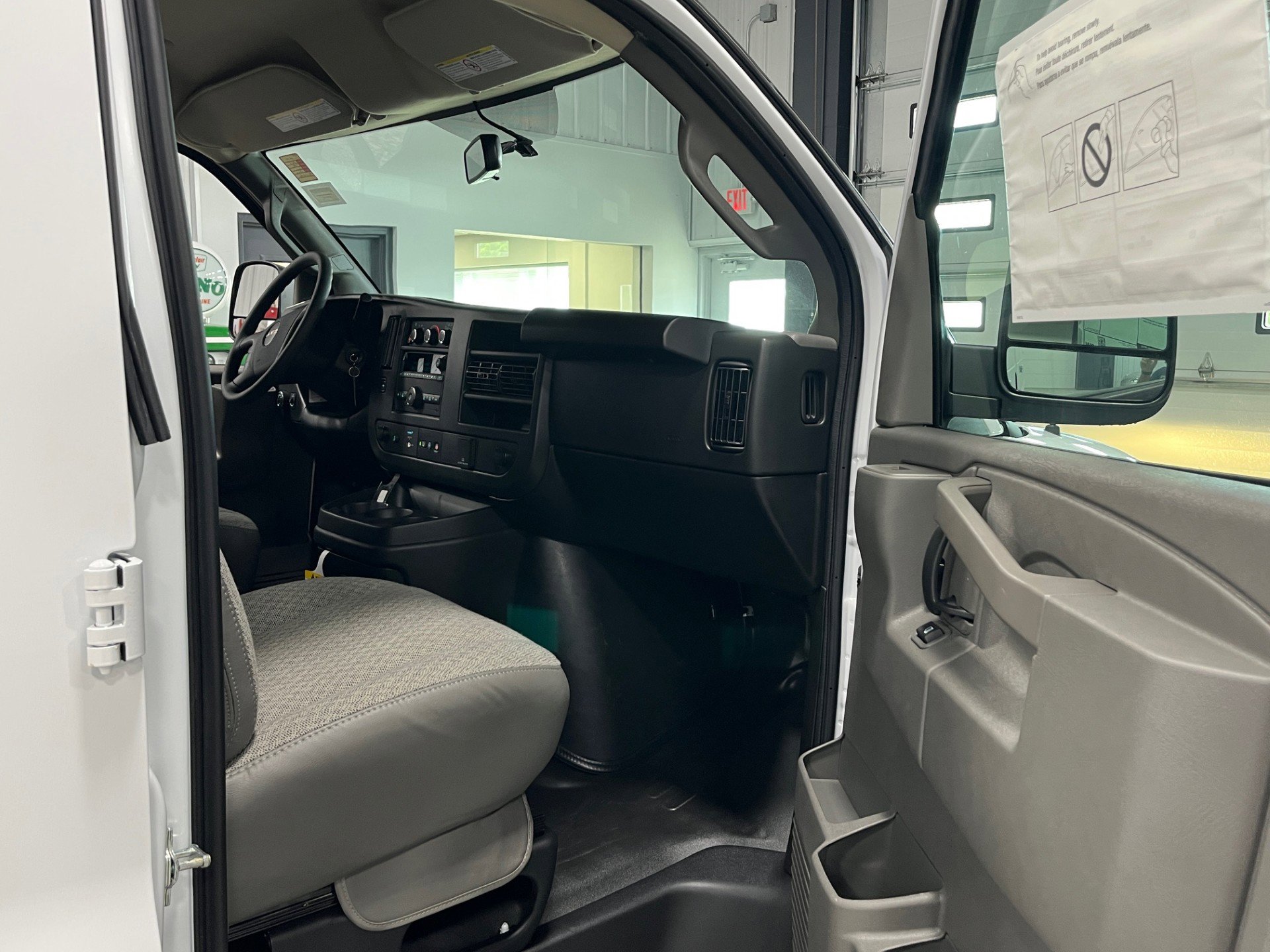 New 2025 GMC Savana 3500 w/ Driver Convenience Package image 10