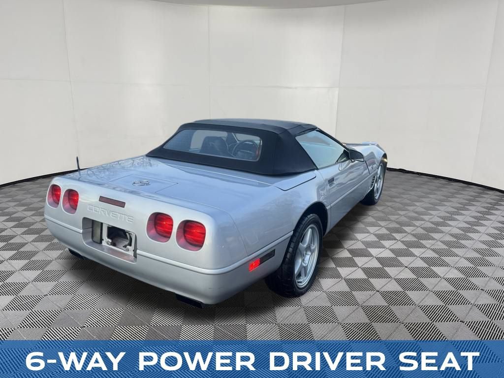 Used 1996 Chevrolet Corvette Convertible RWD image 7