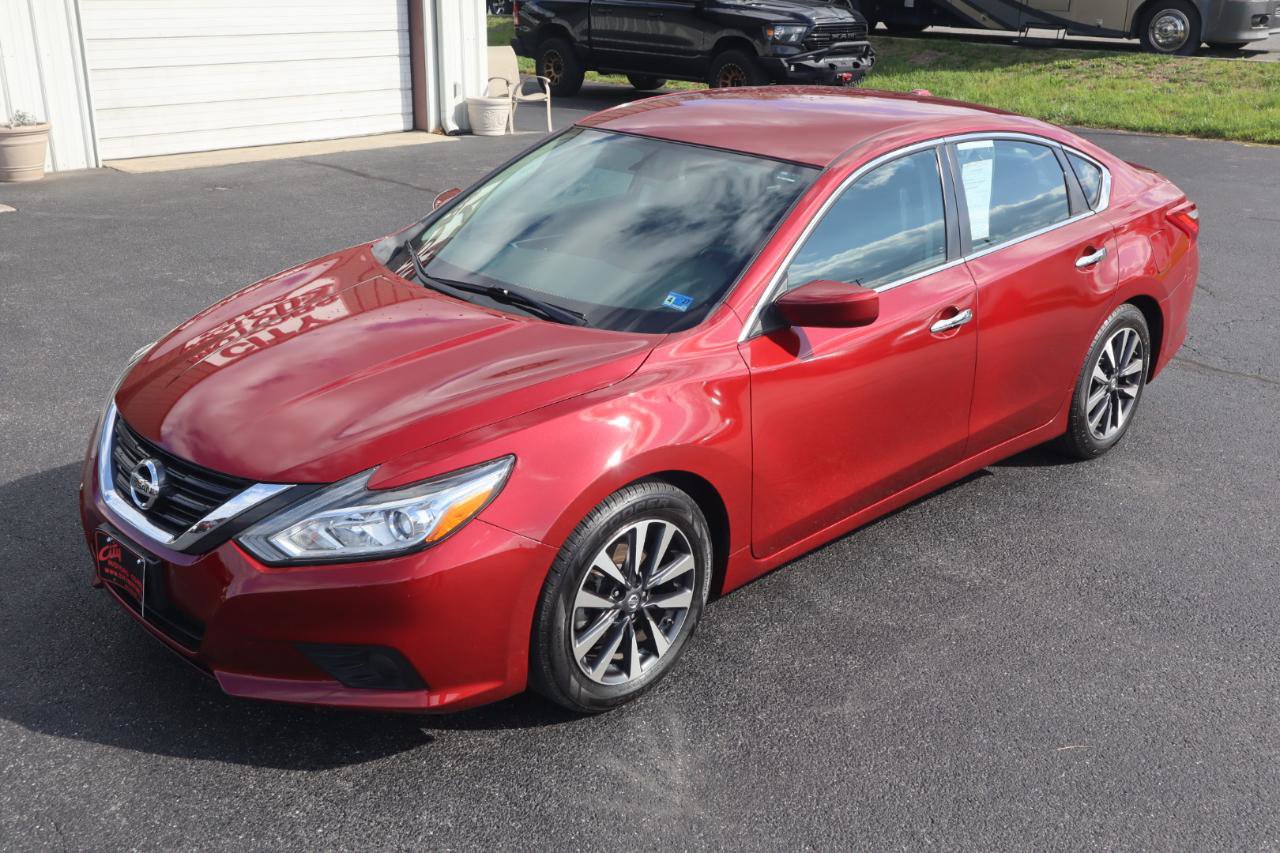 Used 2016 Nissan Altima 2.5 SV FWD image 12