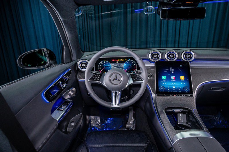 New 2026 Mercedes-Benz GLC 300 image 14
