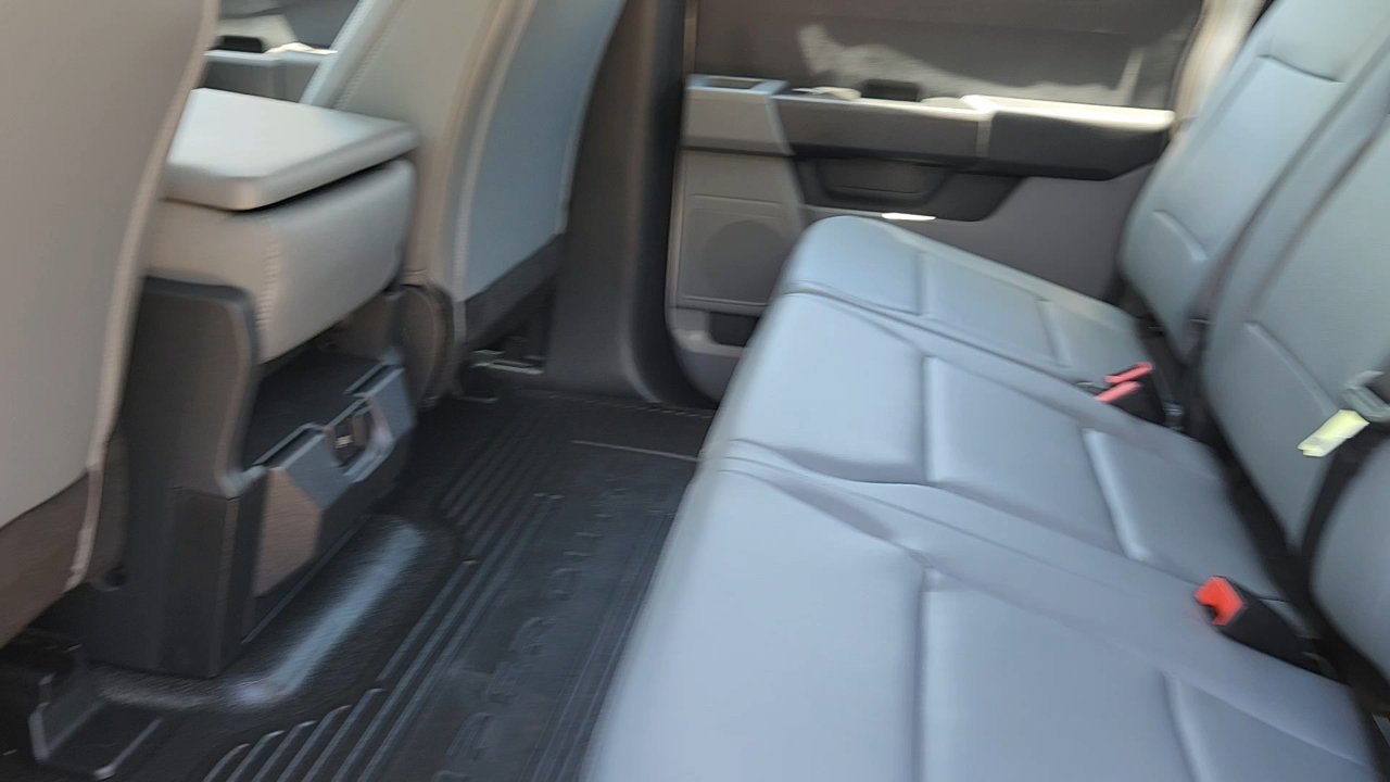 New 2025 Ford F550 4x4 Crew Cab Super Duty image 23