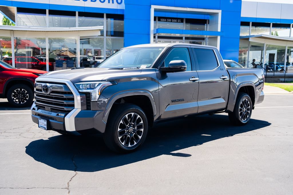 Used 2024 Toyota Tundra Limited AWD/4WD image 2