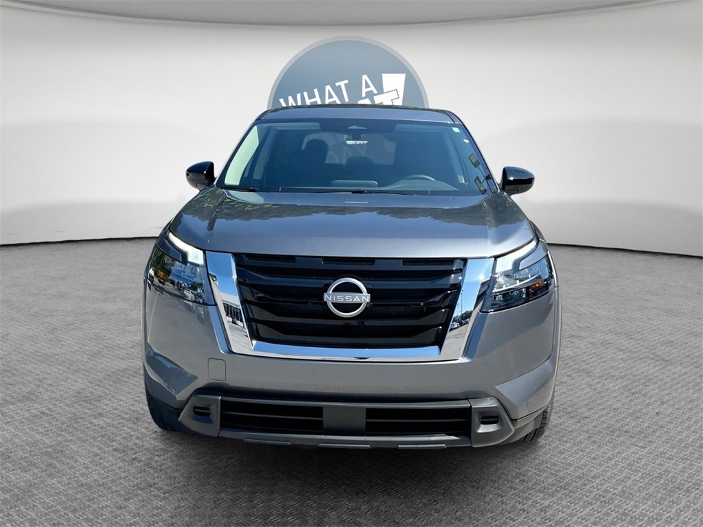 Certified 2025 Nissan Pathfinder S video 2