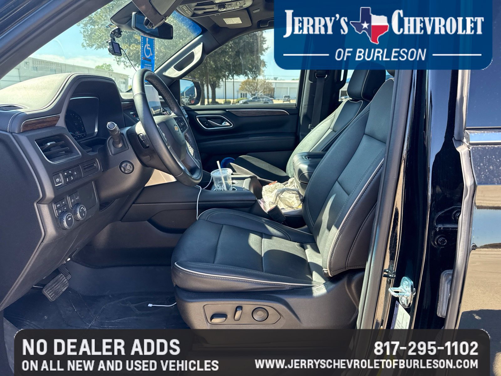 Used 2023 Chevrolet Tahoe Premier AWD/4WD image 6