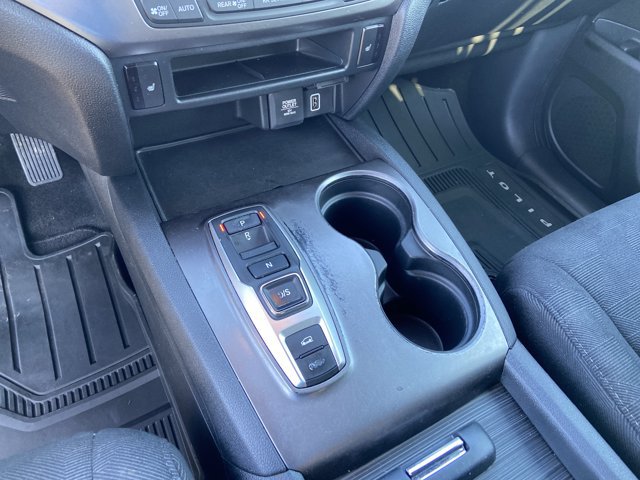 Used 2022 Honda Pilot Sport image 39