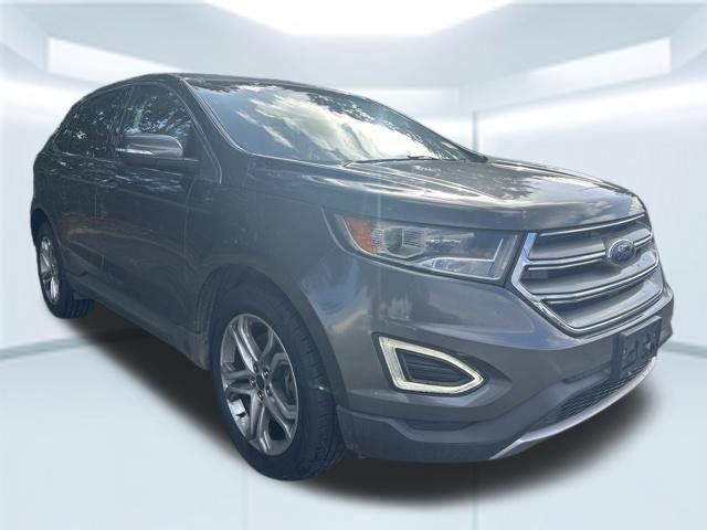 Used 2016 Ford Edge Titanium w/ Technology Package AWD/4WD image 3