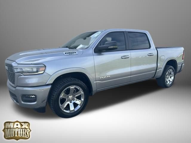 Used 2025 RAM 1500 Big Horn AWD/4WD image 3