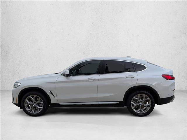 Used 2025 BMW X4 xDrive30i image 9