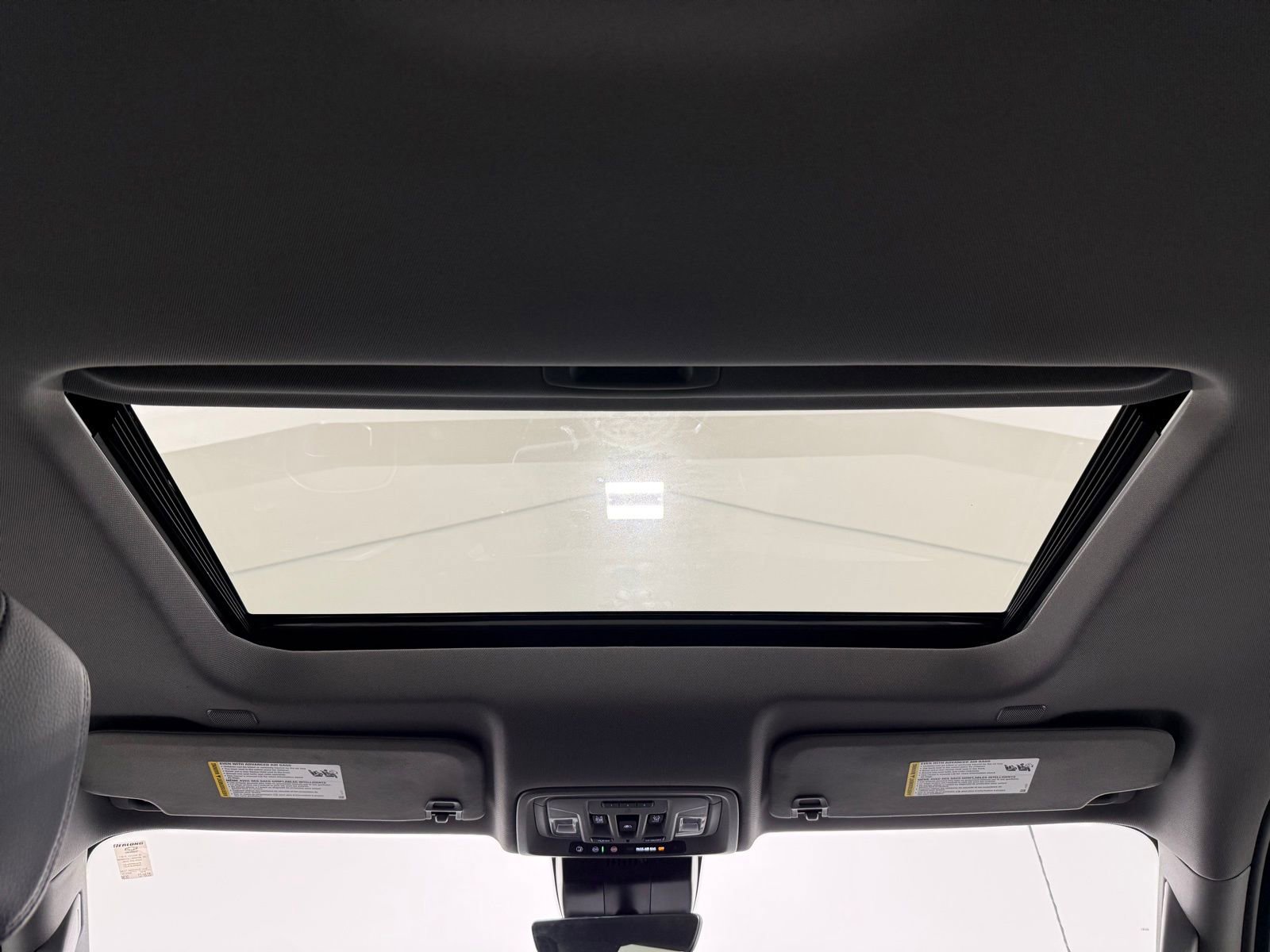 Used 2024 GMC Sierra 2500 Denali w/ Denali Reserve Package image 30