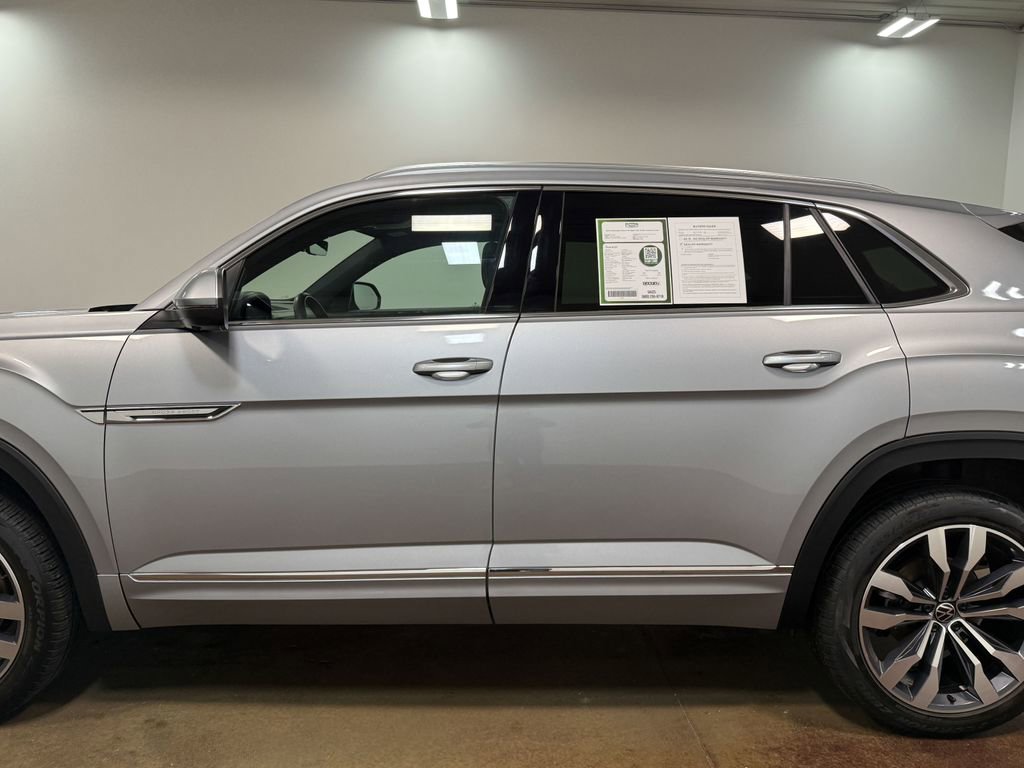 Used 2023 Volkswagen Atlas Cross Sport SEL Premium R-Line image 37